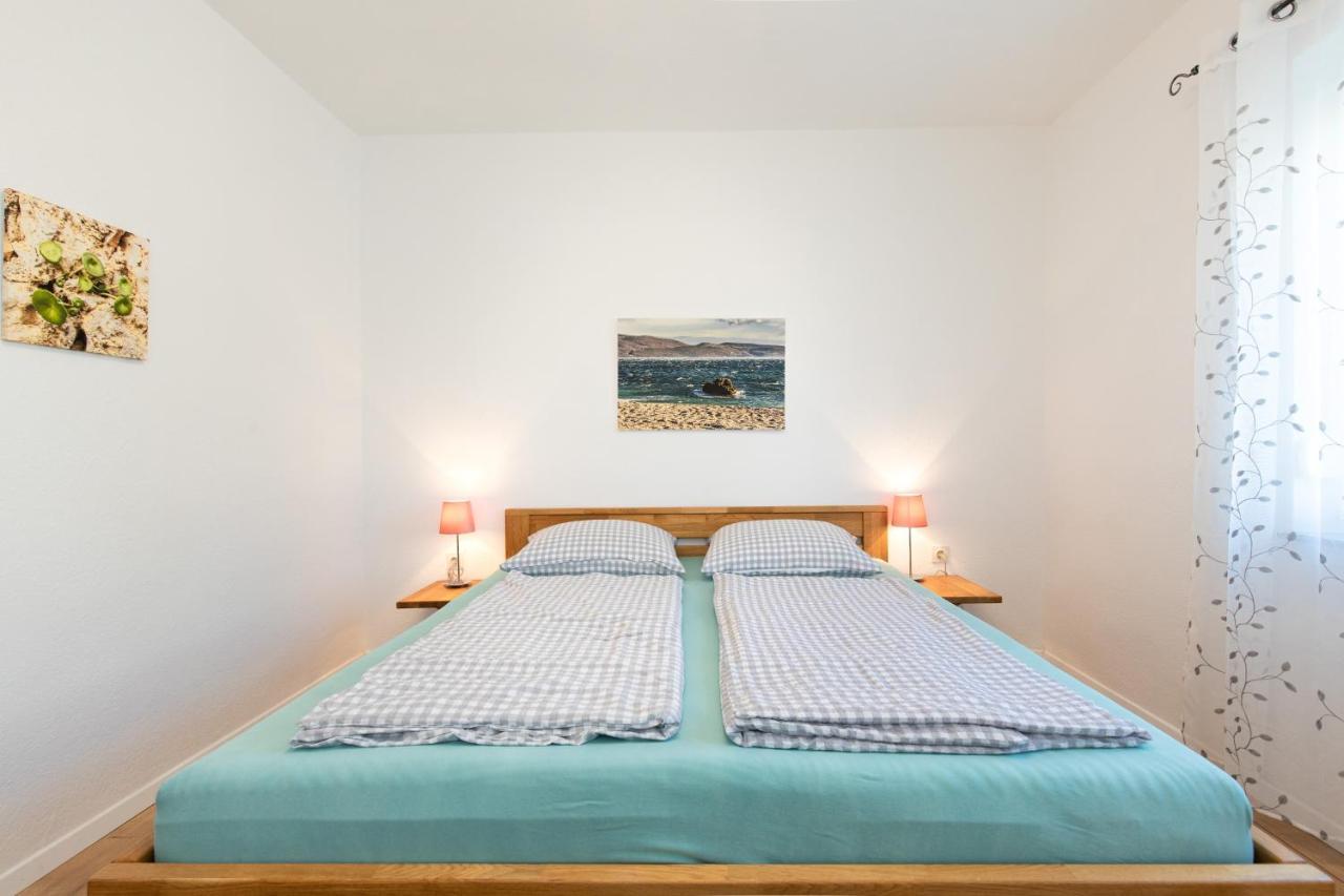 Apartments Oleander Кърк Екстериор снимка